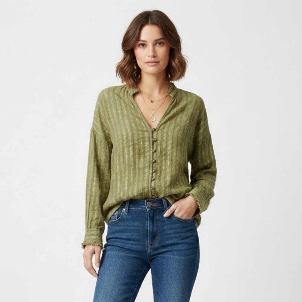 Pilcro Tavi Button Down Blouse Size Medium